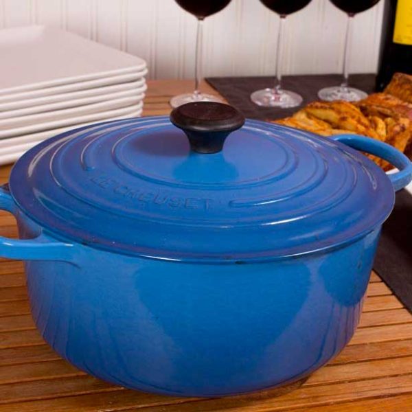 (Product13)Le-Creuset-Blue-Dutch-Ovensss